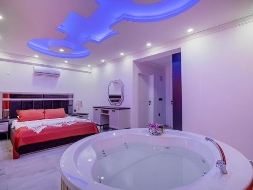 Villa ALAGÜN Villa ALAGÜN