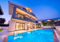 Villa AZUREA Villa AZUREA