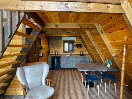 Mavera Bungalov Oval Havuzlu ve Jakuzili Mavera Bungalov Oval Havuzlu ve Jakuzili