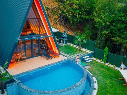 Golden Luxury Bungalow Golden Luxury Bungalow