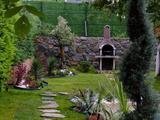 White Deluxe White Deluxe