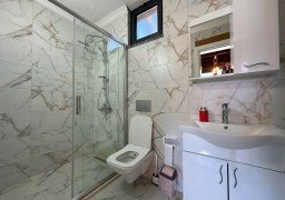 Uğurlu Konakları Uğurlu Konakları