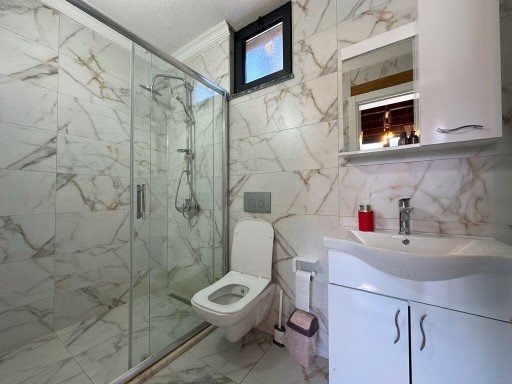 Uğurlu Konakları Uğurlu Konakları