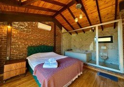 Uğurlu Konakları Uğurlu Konakları