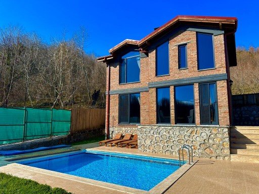 Uğurlu Konakları Uğurlu Konakları