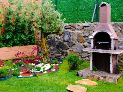 White Deluxe White Deluxe