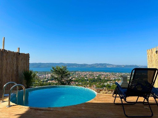 Three White Sapanca 2-1