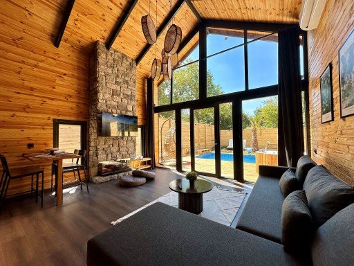 Thea Sapanca Thea Sapanca