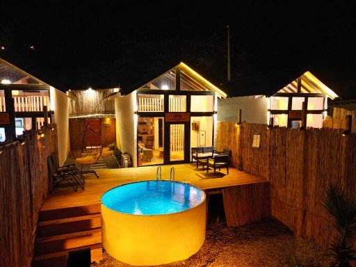 Three White Sapanca Three White Sapanca