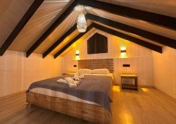 Three White Sapanca Three White Sapanca