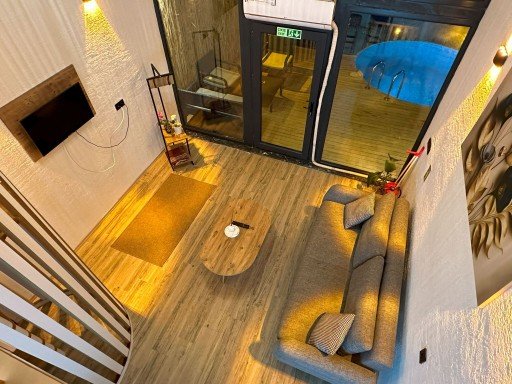 Three White Sapanca Three White Sapanca